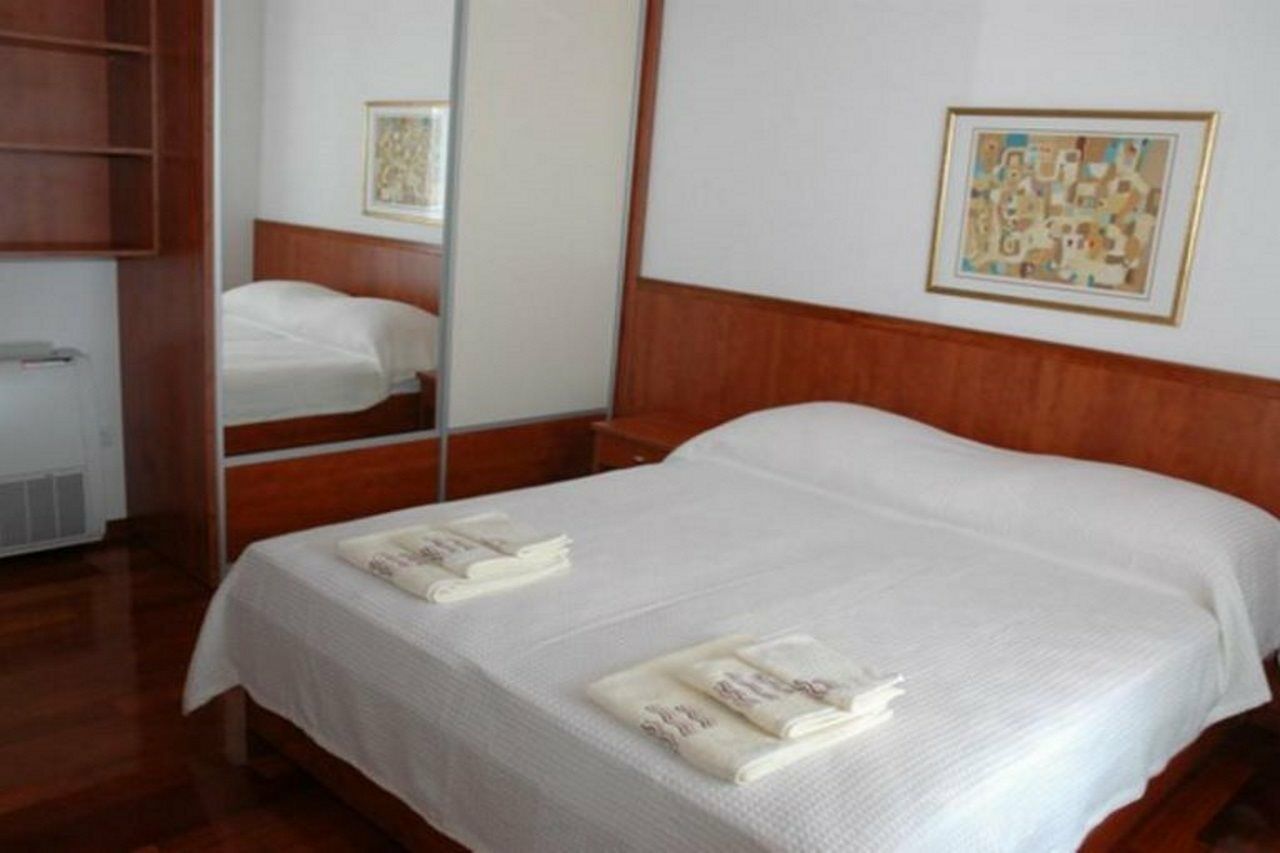 Apartments Rajcevic Makarska Bagian luar foto