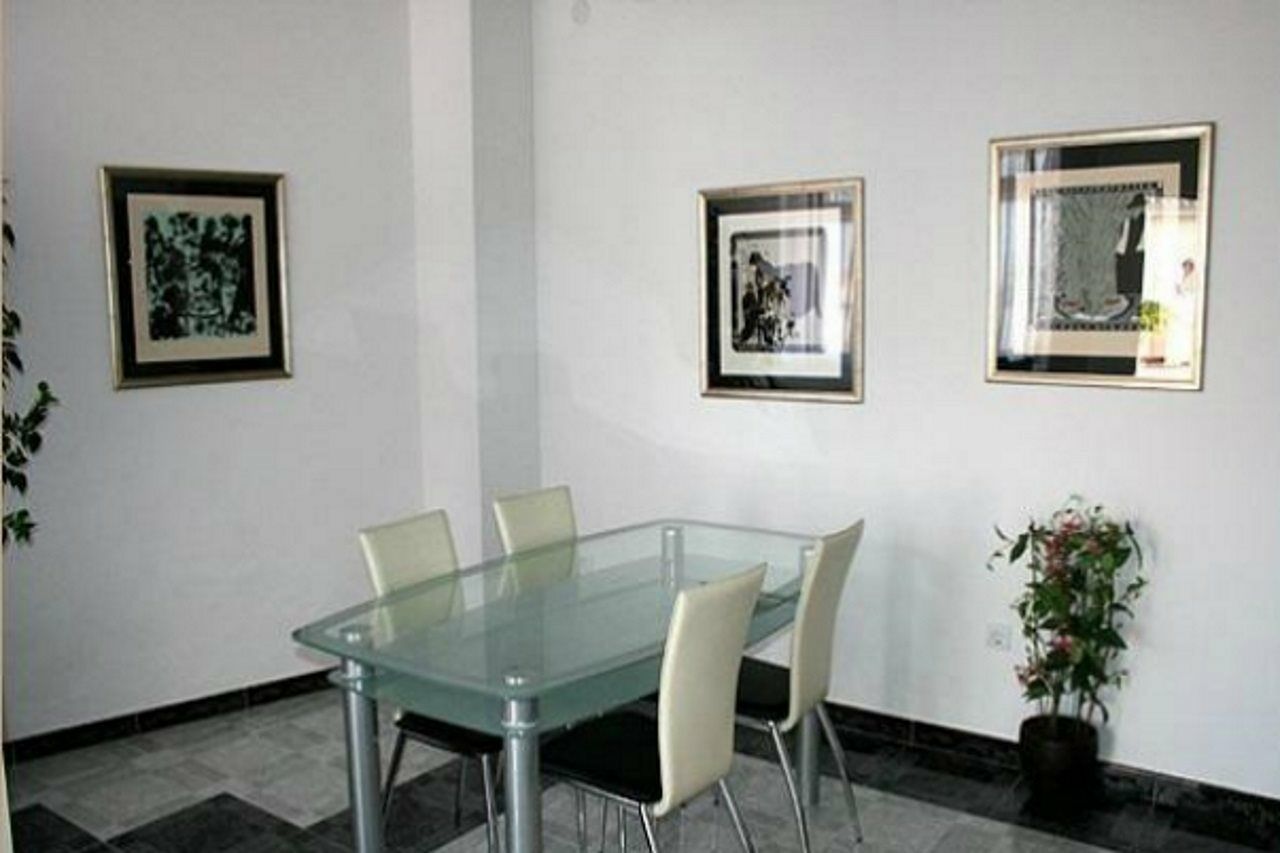 Apartments Rajcevic Makarska Bagian luar foto